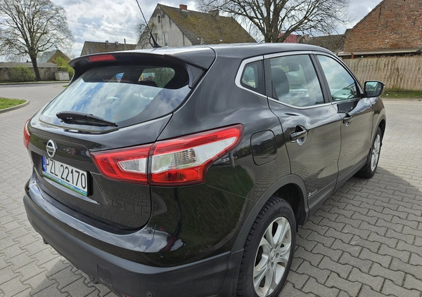 Nissan Qashqai cena 48800 przebieg: 118000, rok produkcji 2015 z Złocieniec małe 79